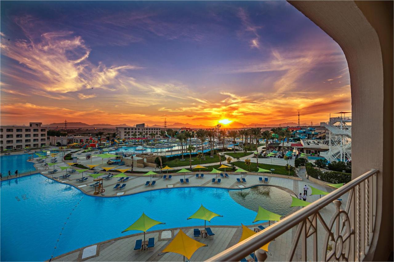 Titanic Aqua Park Resort - Families And Couples Only Hurghada Esterno foto