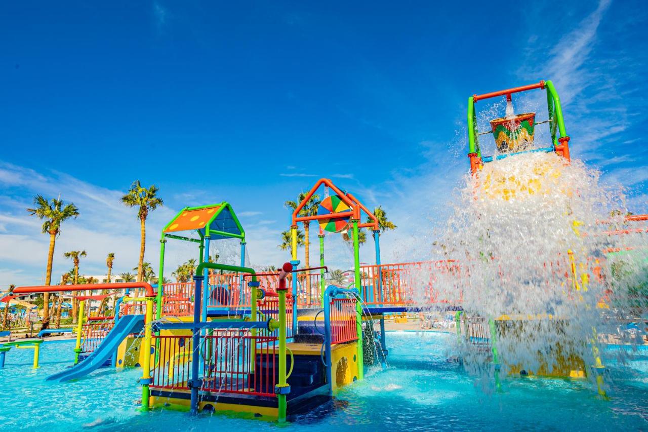 Titanic Aqua Park Resort - Families And Couples Only Hurghada Esterno foto