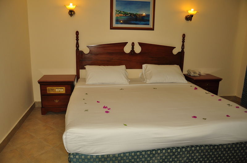 Titanic Aqua Park Resort - Families And Couples Only Hurghada Esterno foto